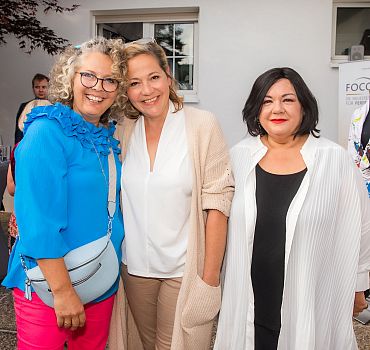 Luxuslashes, Ausstellung, Charity, Patrizia Staniek, Monica Weinzettl